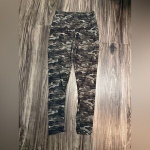 Lularoe Women's Camouflage Leggings One Size Elastic Waist Athleisure